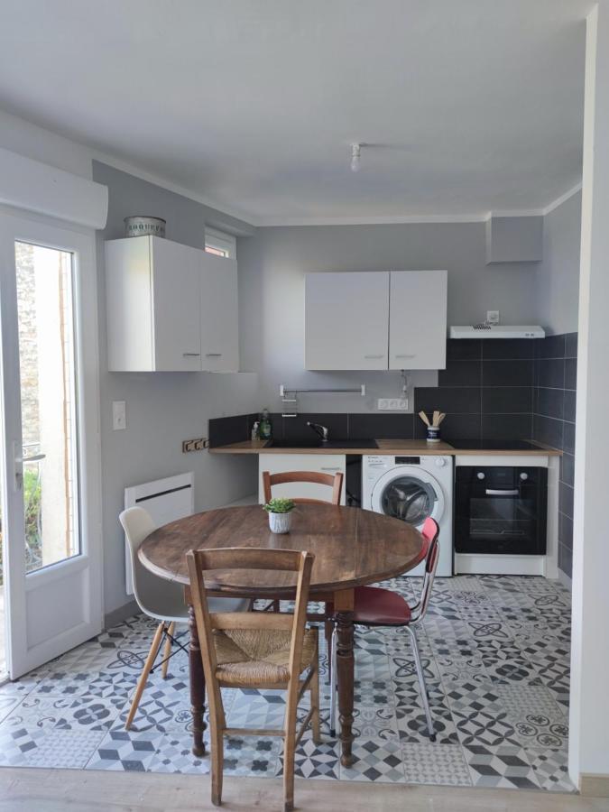 Les Plantades Aveyronnaises Apartamento Saint-Georges-de-Luzençon Exterior foto
