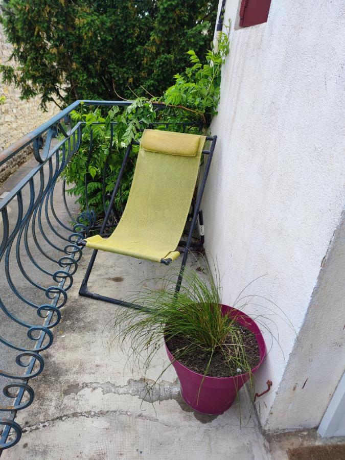 Les Plantades Aveyronnaises Apartamento Saint-Georges-de-Luzençon Exterior foto